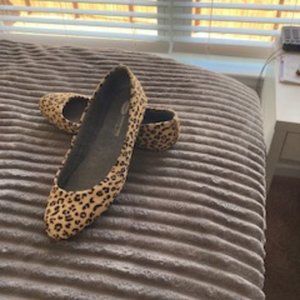 Almost New Flats / Price Drop